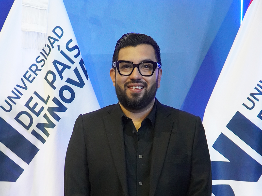 Dr. Miguel Araya